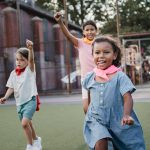 Kinderrheuma – Ursachen, Symptome und Behandlungsmöglichkeiten